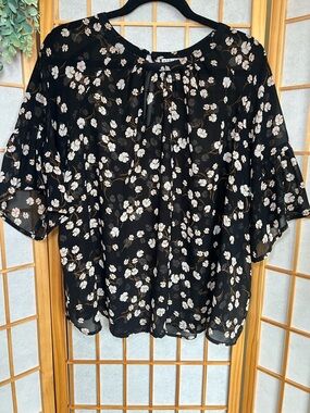 Ava&Viv 1x black floral sheer blouse bell ruffle sleeve boho feminine plus size